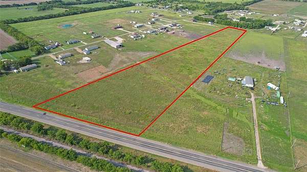 10 Acres of Land for Sale in Leonard, Texas