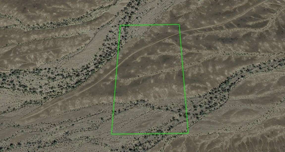Land for Sale in Felicity, California