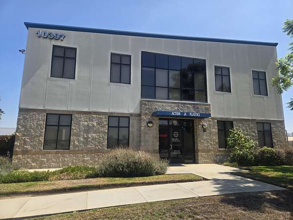 1.85 Acres of Improved Commercial Land for Sale in Bloomington, California