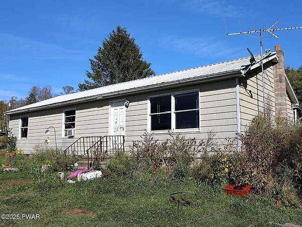 2 Acres of Residential Land with Home for Sale in Damascus, Pennsylvania