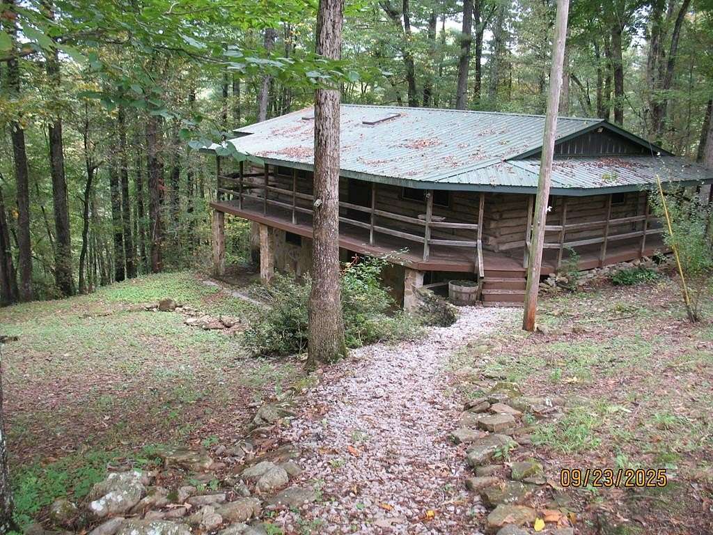 5 Acres of Land with Home for Sale in Crossville, Tennessee