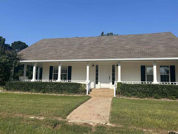 1.77 Acres of Residential Land with Home for Sale in Arp, Texas