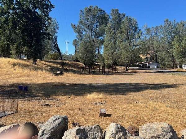 0.26 Acres of Land for Sale in Clearlake Oaks, California
