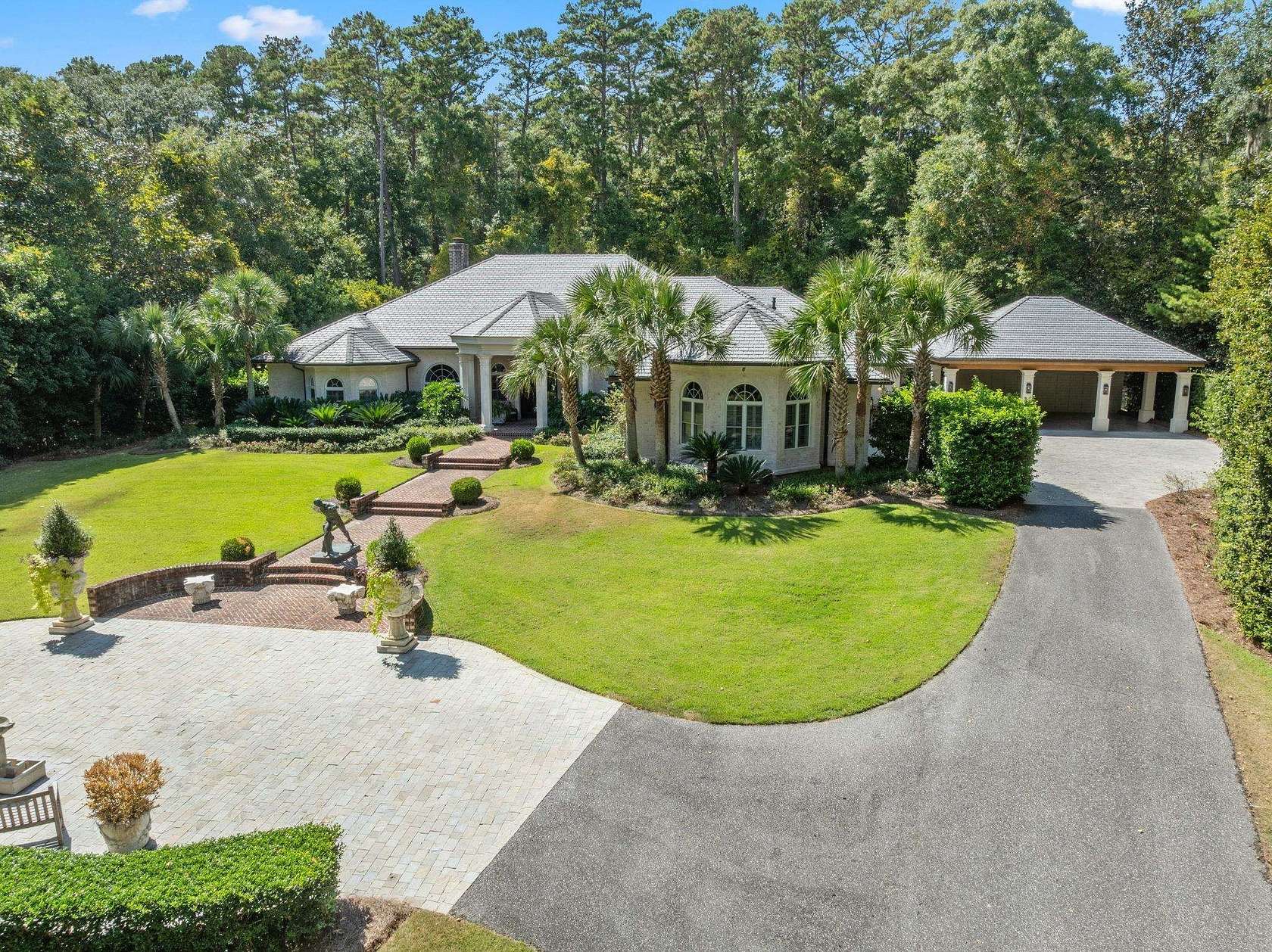 2.23 Acres of Residential Land with Home for Sale in Tallahassee, Florida