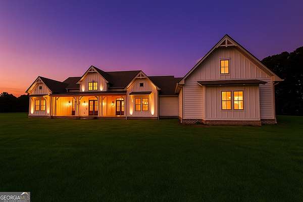 12 Acres of Land with Home for Sale in Jackson, Georgia