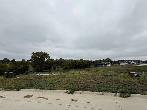 0.3 Acres of Residential Land for Sale in Dubuque, Iowa