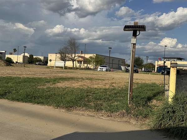 0.66 Acres of Commercial Land for Sale in Laredo, Texas