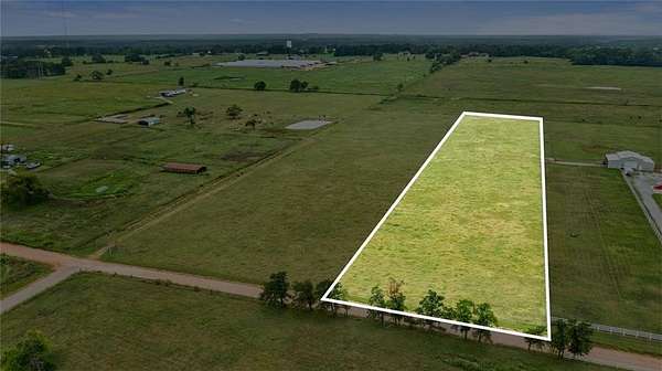 5 Acres of Residential Land for Sale in Gravette, Arkansas