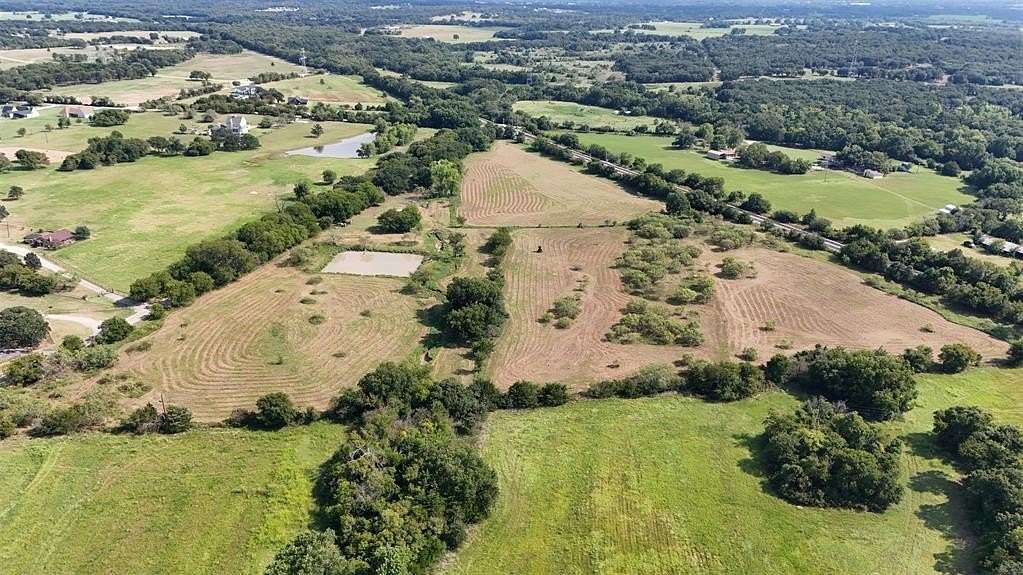 6.53 Acres of Residential Land for Sale in Cleburne, Texas