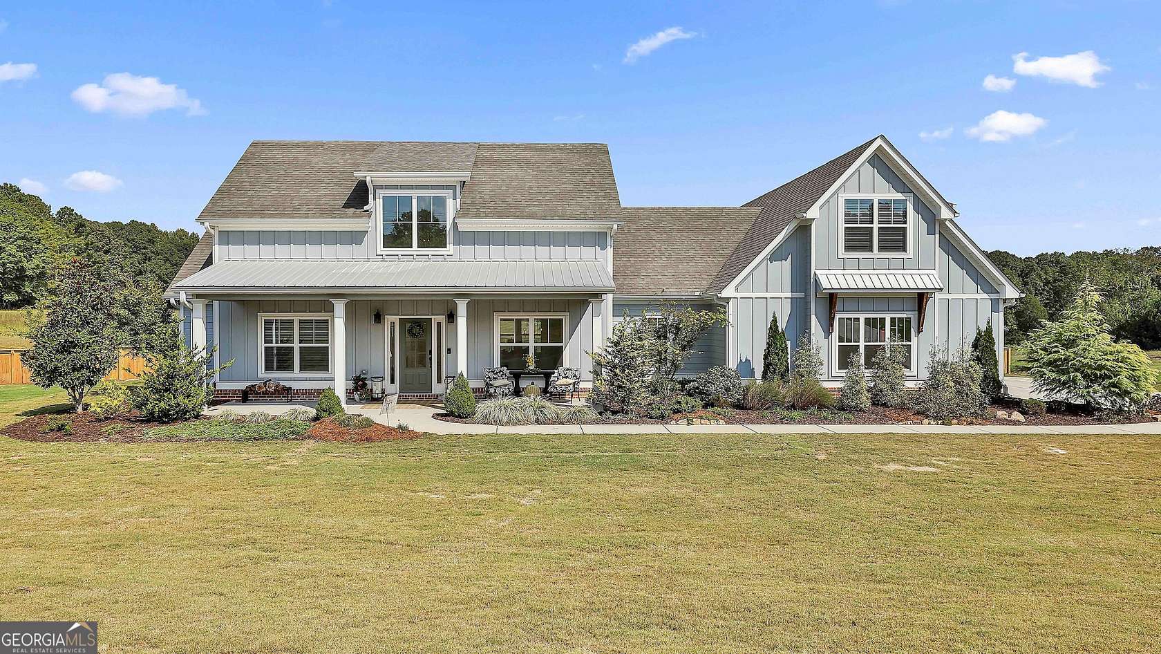 5.64 Acres of Residential Land with Home for Sale in Fayetteville, Georgia