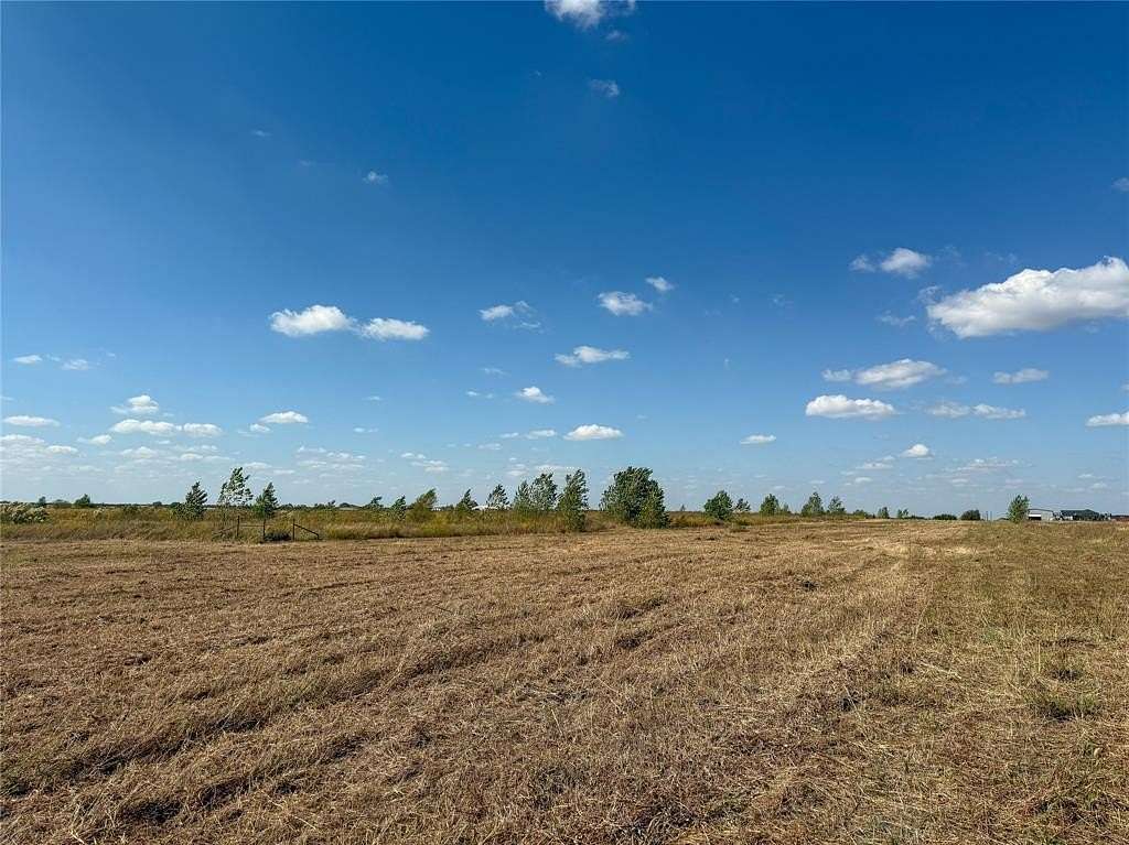 21.8 Acres of Land for Sale in Grandview, Texas