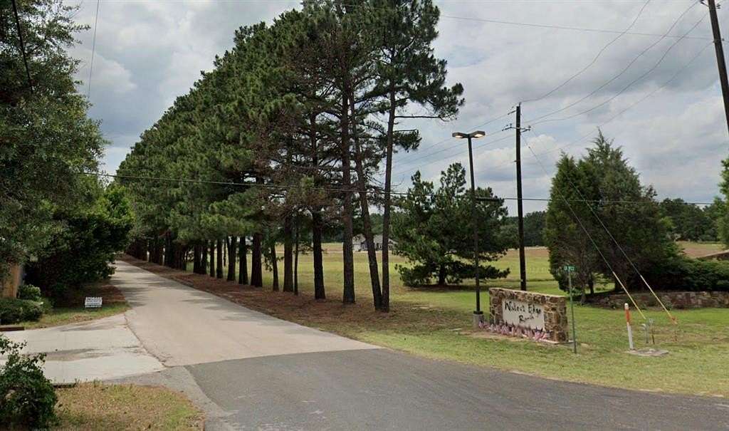 2.41 Acres of Residential Land for Sale in Athens, Texas