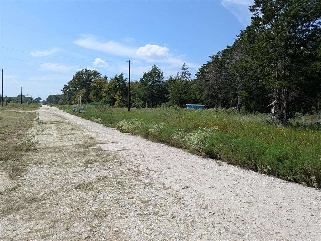 1 Acre of Land for Sale in Kerens, Texas