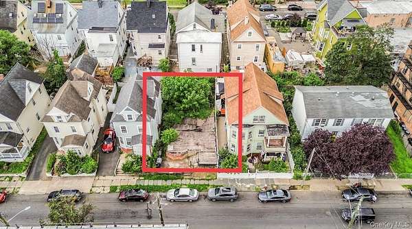 0.06 Acres of Residential Land for Sale in Mount Vernon, New York