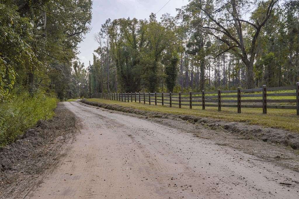 495 Acres of Recreational Land for Sale in Valdosta, Georgia