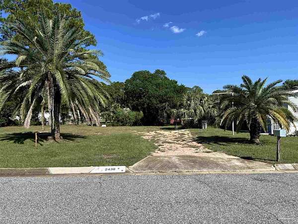 0.32 Acres of Land for Sale in Pensacola, Florida
