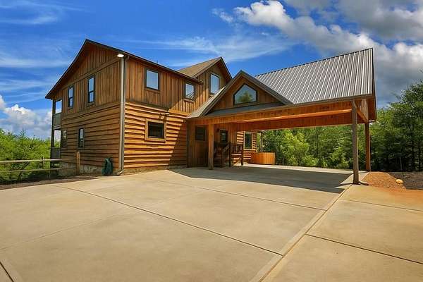 1.65 Acres of Residential Land with Home for Sale in Blue Ridge, Georgia