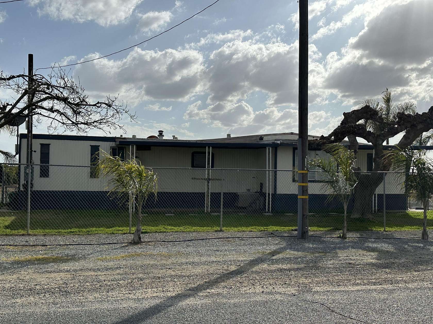 37 Acres of Agricultural Land with Home for Sale in Terra Bella, California