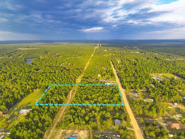 5 Acres of Residential Land for Sale in Crestview, Florida