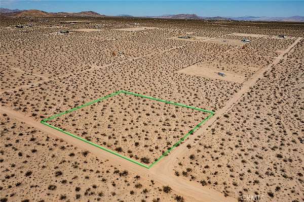 2 Acres of Residential Land for Sale in Joshua Tree, California