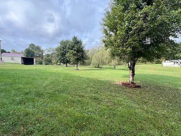 3.88 Acres of Residential Land with Home for Sale in Carthage, Tennessee