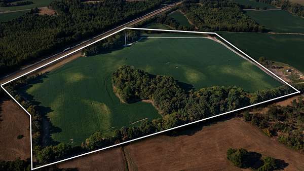 49.5 Acres of Land for Sale in Holladay, Tennessee