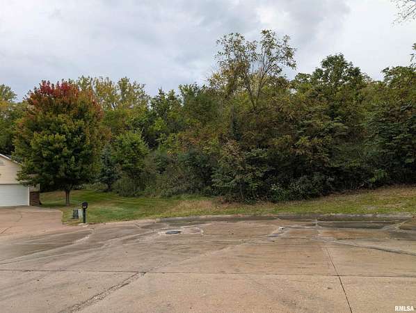 0.17 Acres of Residential Land for Sale in Rock Island, Illinois