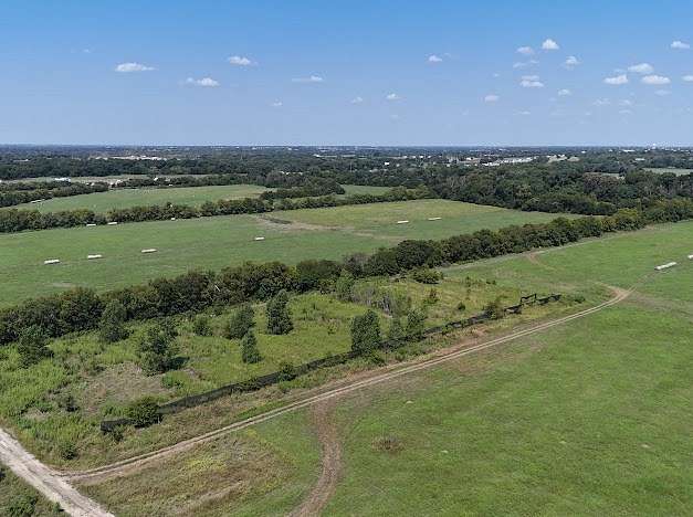 135 Acres of Recreational Land & Farm for Sale in Sanger, Texas