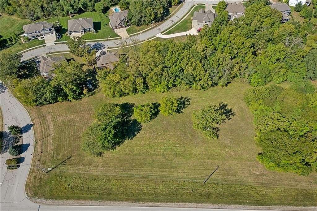2.87 Acres of Residential Land for Sale in Liberty, Missouri