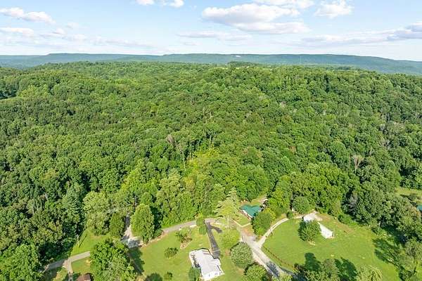 5.4 Acres of Residential Land for Sale in Sparta, Tennessee