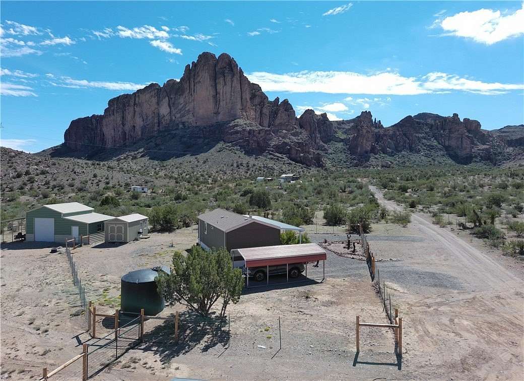 2.36 Acres of Residential Land with Home for Sale in Golden Valley, Arizona
