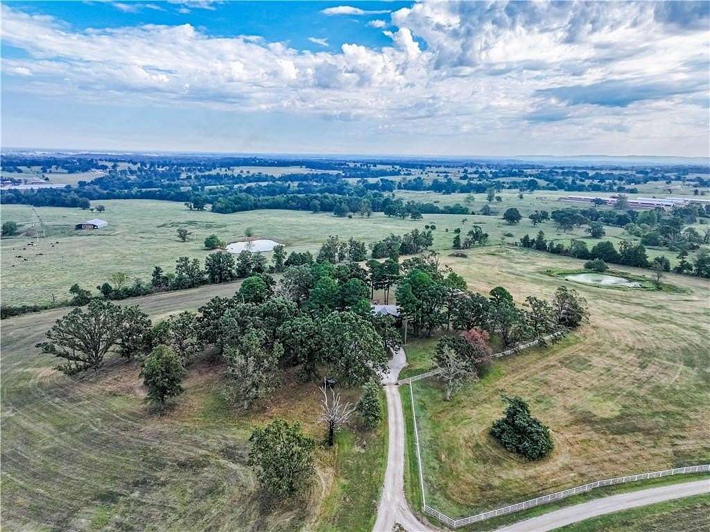 36 Acres of Agricultural Land with Home for Sale in Green Forest, Arkansas