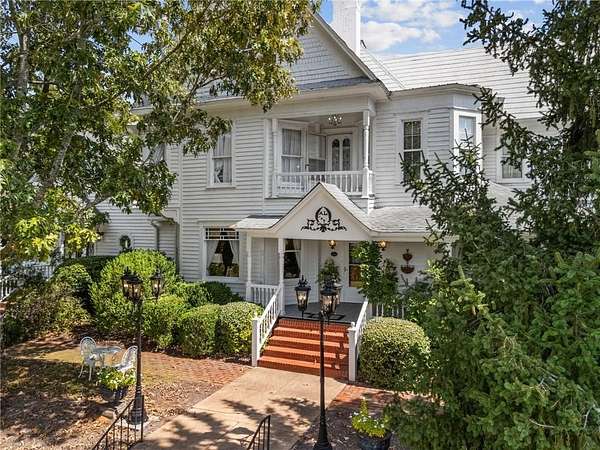 2.16 Acres of Residential Land with Home for Sale in Adairsville, Georgia