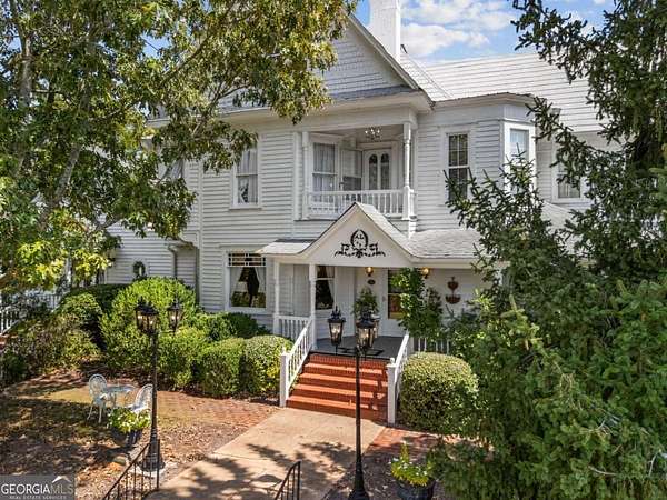 2.16 Acres of Residential Land with Home for Sale in Adairsville, Georgia