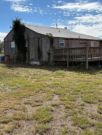 13.3 Acres of Land with Home for Sale in Dumas, Texas