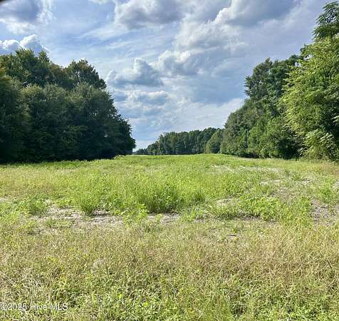 5.6 Acres of Residential Land for Sale in Laurinburg, North Carolina