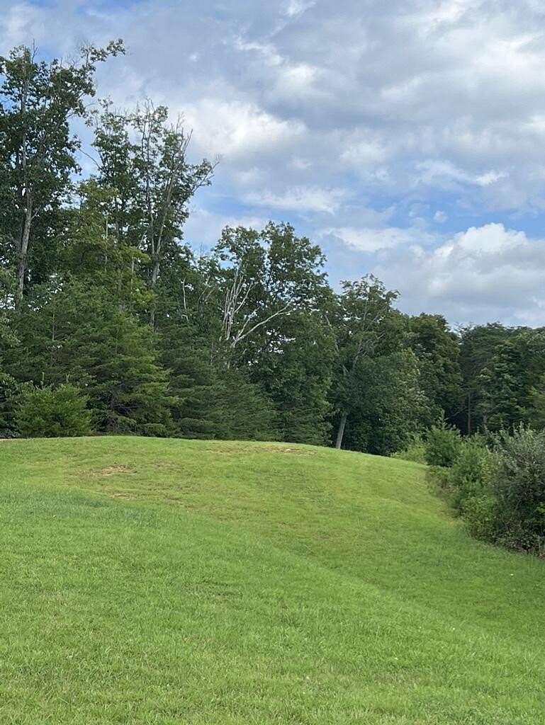 1 Acre of Residential Land for Sale in Jamestown, Kentucky