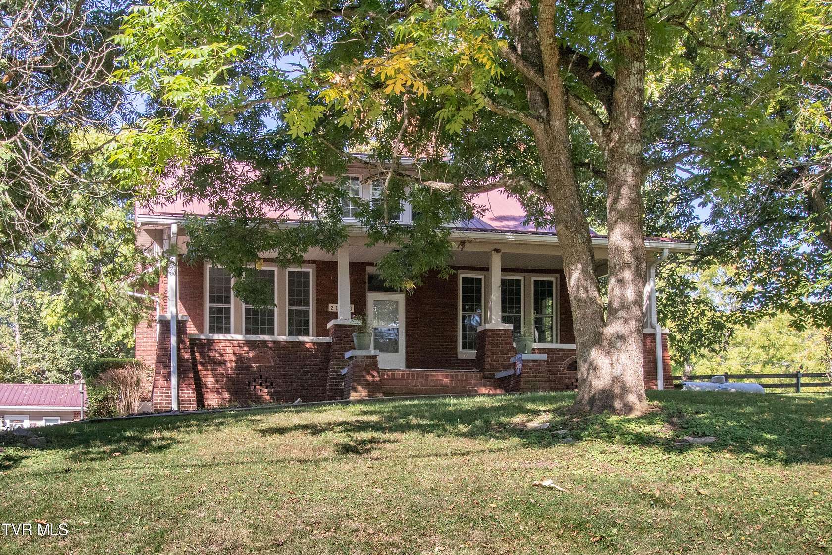 1 Acre of Land with Home for Sale in Damascus, Virginia