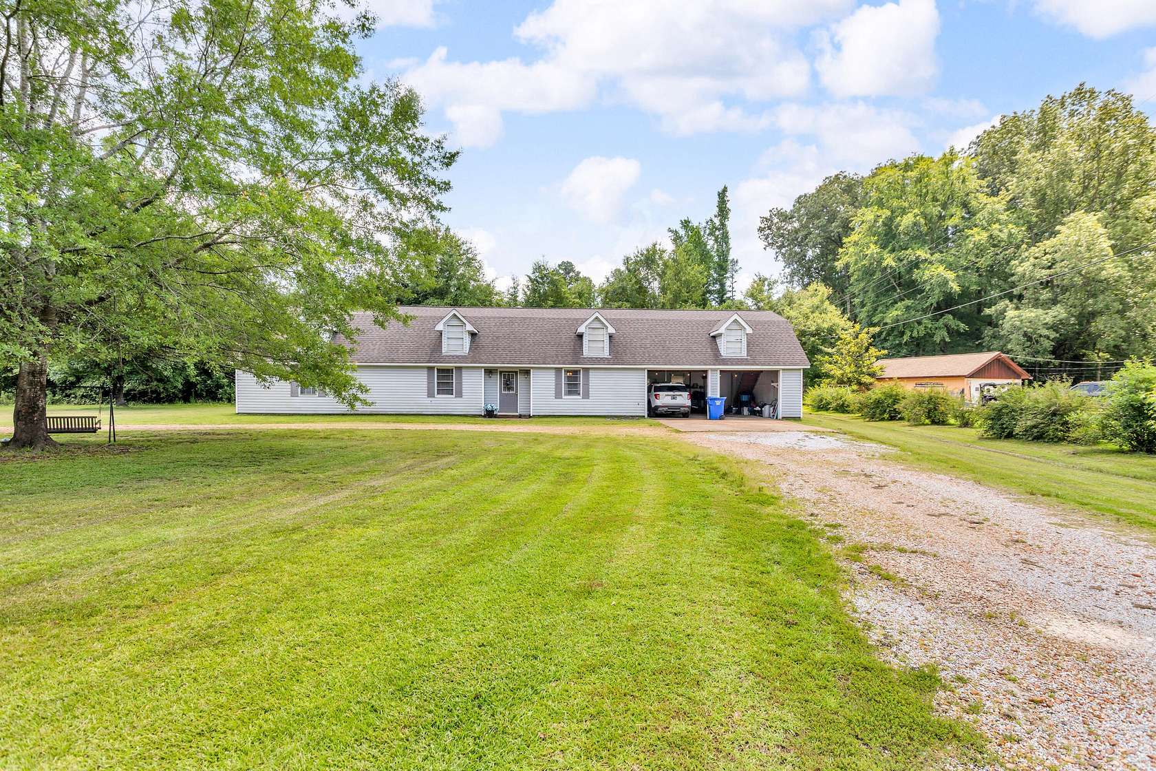 2 Acres of Residential Land with Home for Sale in Pittsboro, Mississippi