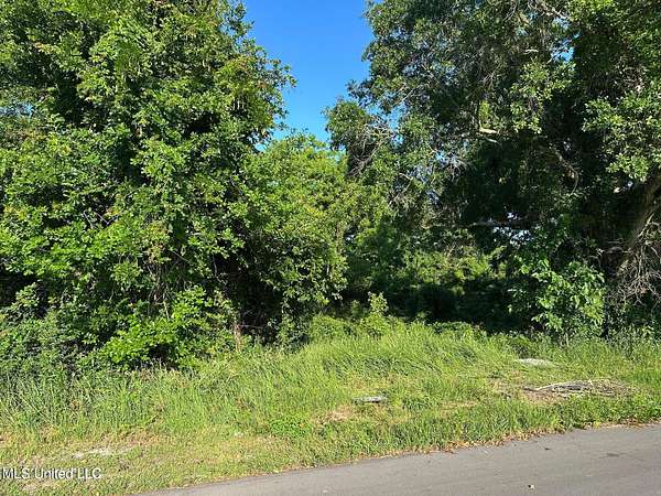 0.16 Acres of Residential Land for Sale in Gulfport, Mississippi
