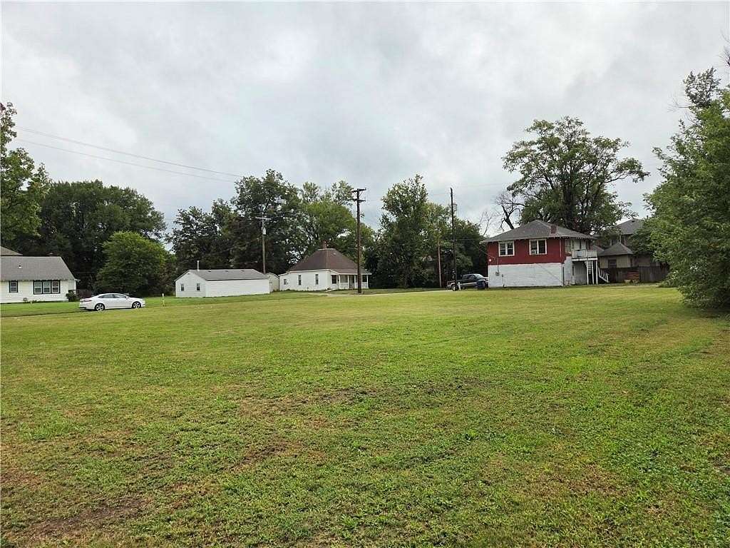 0.33 Acres of Residential Land for Sale in Independence, Kansas