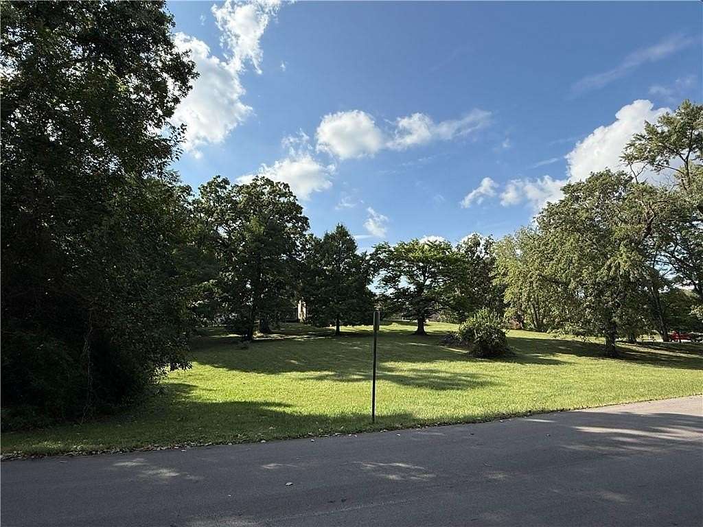 1 Acre of Residential Land for Sale in Kansas City, Missouri