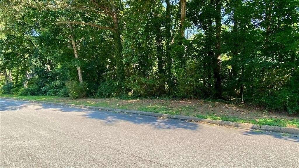 1.88 Acres of Residential Land for Sale in Lithonia, Georgia