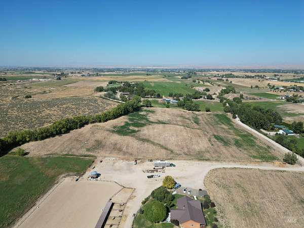 23.5 Acres of Land for Sale in New Plymouth, Idaho