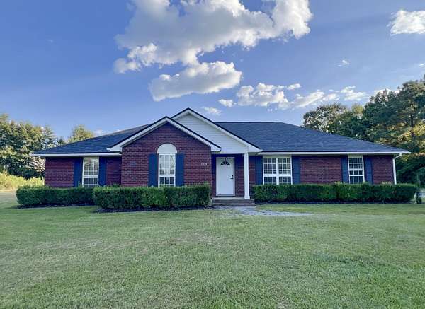 1.83 Acres of Residential Land with Home for Sale in Jay, Florida