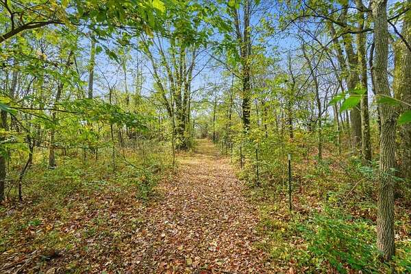 22.1 Acres of Recreational Land for Sale in Mount Vernon, Ohio