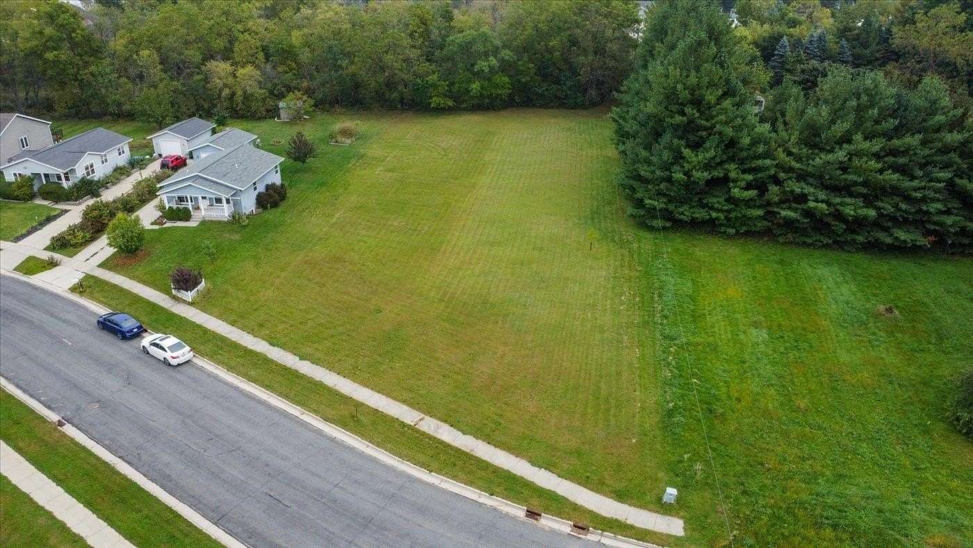0.92 Acres of Residential Land for Sale in Brooklyn, Wisconsin