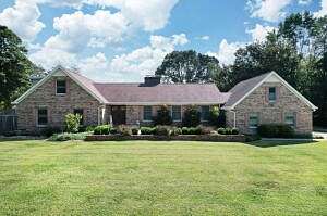 5 Acres of Land with Home for Sale in Englewood, Tennessee