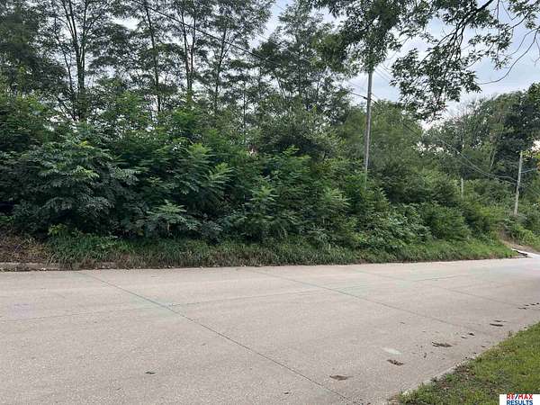 0.9 Acres of Residential Land for Sale in Plattsmouth, Nebraska