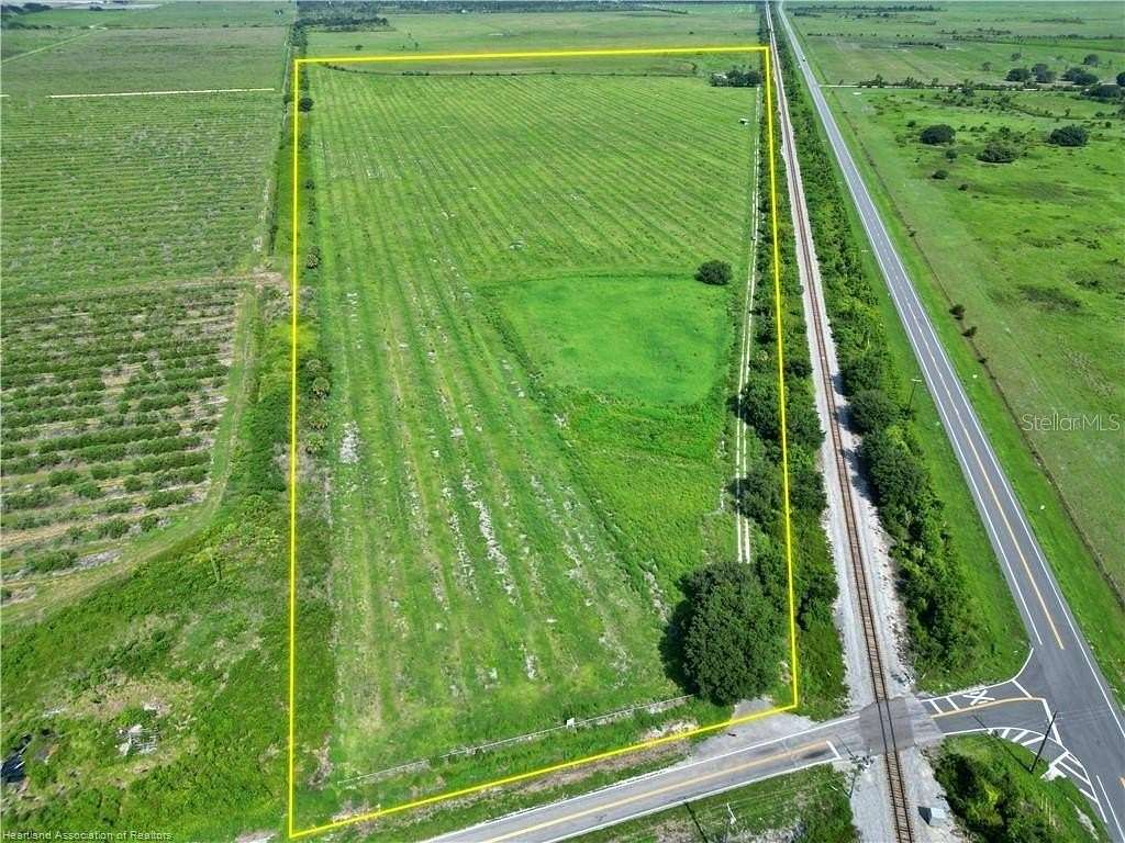 102 Acres of Land for Sale in Lorida, Florida